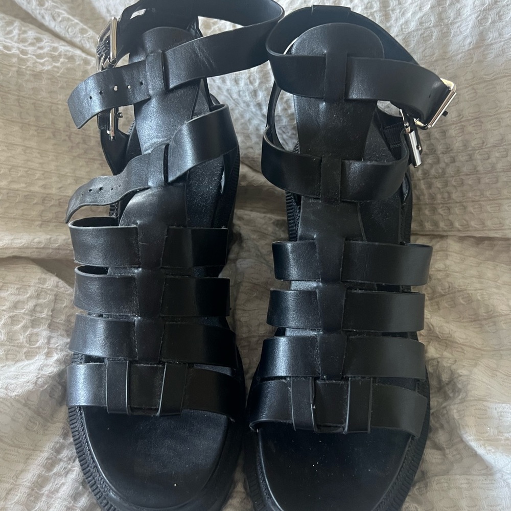 Steve Madden Black Gladiator Sandals